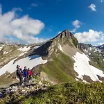 Panoramarestaurant Kaiser Franz-josefs-hoehe לינה וארוחת בוקר היליגנבלוט